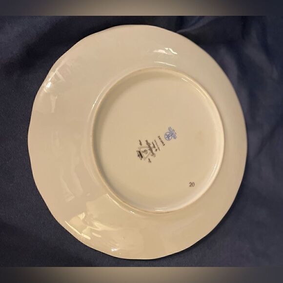 🔥❤️🔥10” Vintage Southington Fine China by Baum Empire Pattern Dinner Plate Gol - Picture 5 of 5